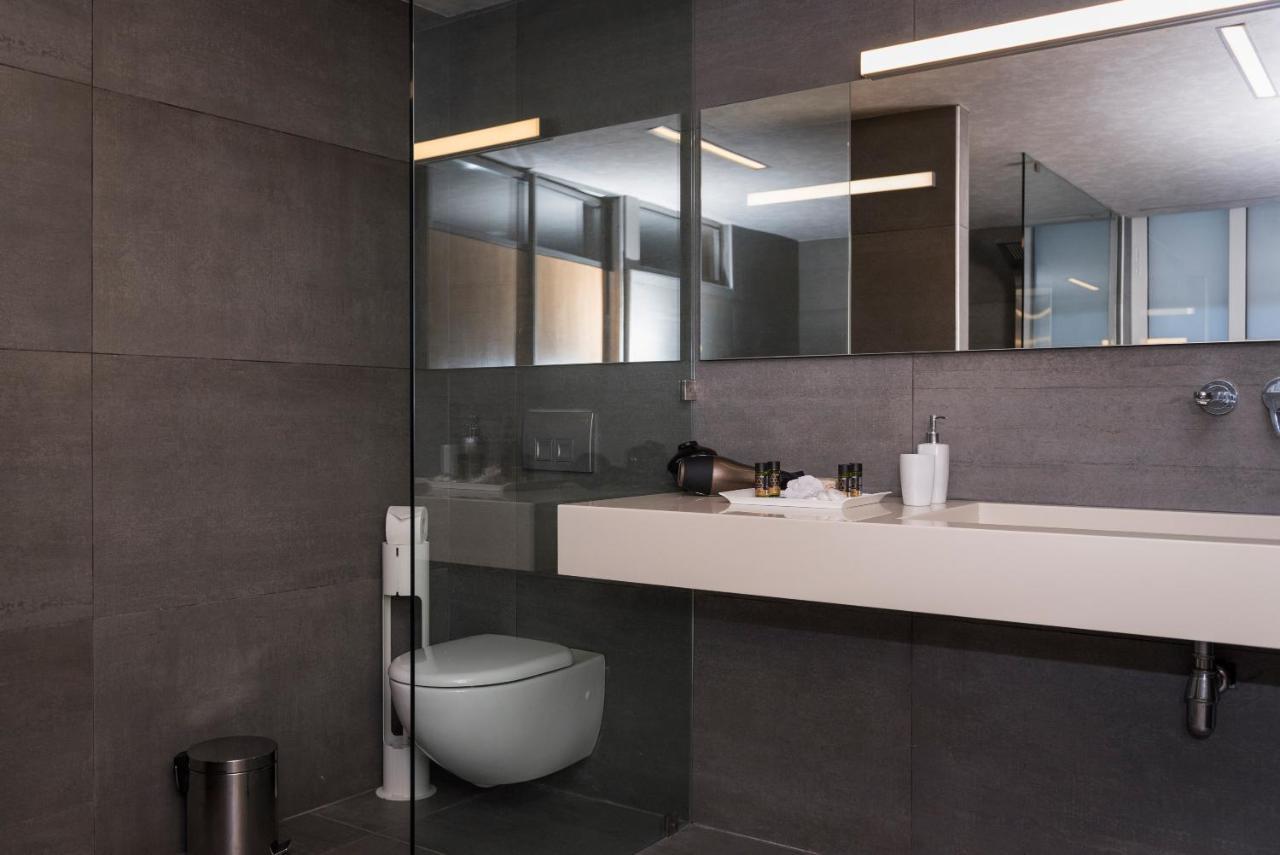 Icarus Hotel Kalamaki  Ngoại thất bức ảnh