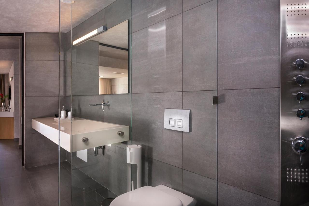 Icarus Hotel Kalamaki  Ngoại thất bức ảnh