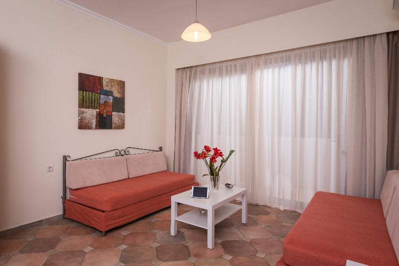 Icarus Hotel Kalamaki  Ngoại thất bức ảnh