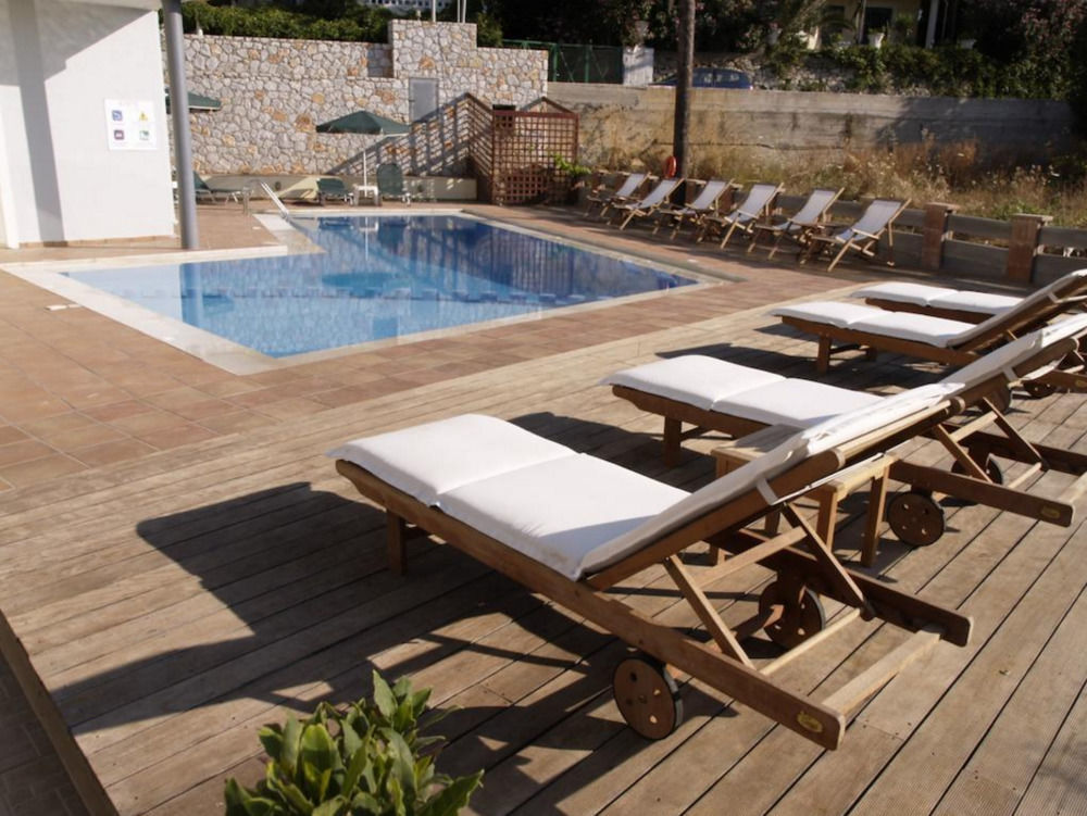 Icarus Hotel Kalamaki  Ngoại thất bức ảnh