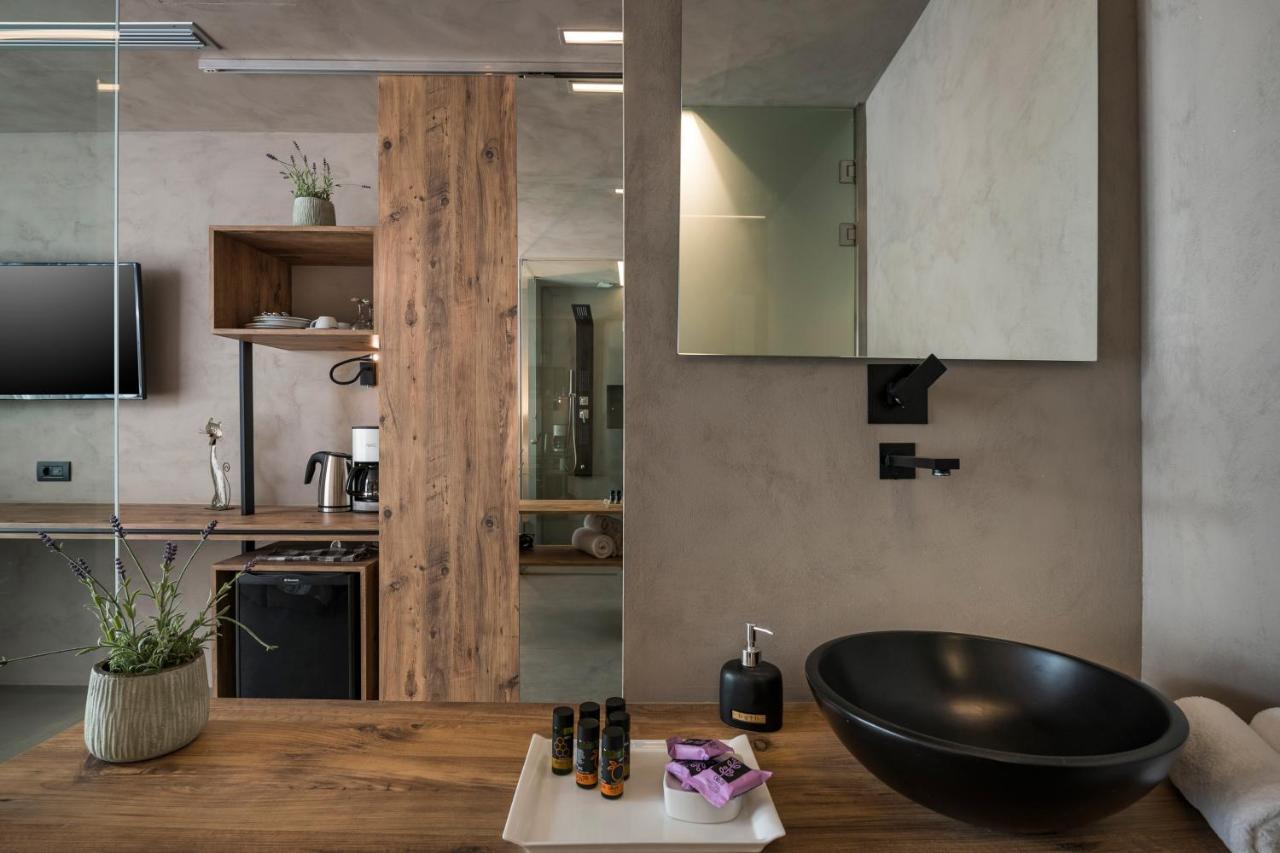 Icarus Hotel Kalamaki  Ngoại thất bức ảnh